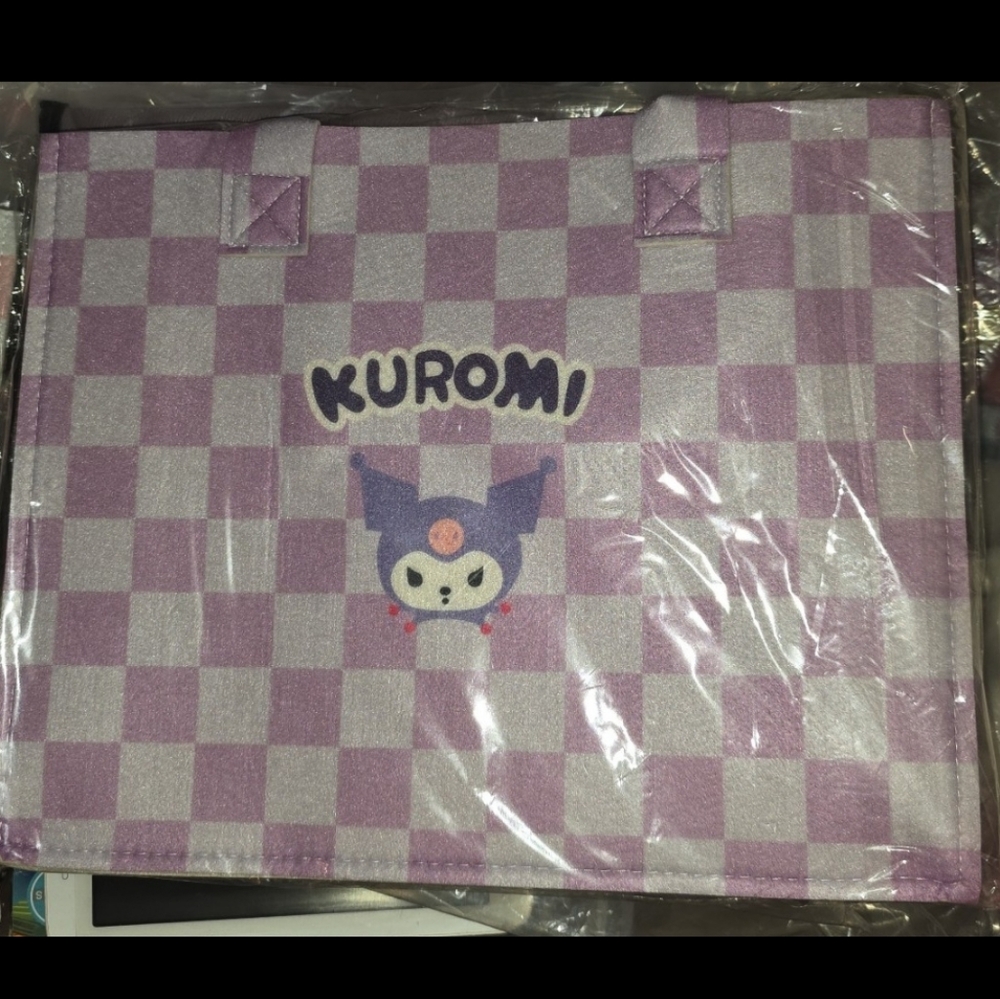 1 Checkered Tote Bag